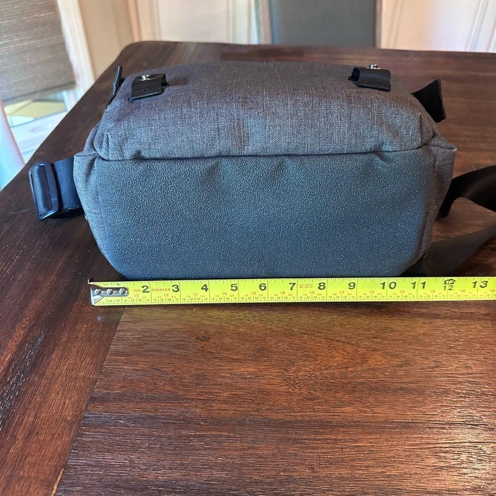 Case Logic Reflection camera/messenger bag - Picture 15 of 16